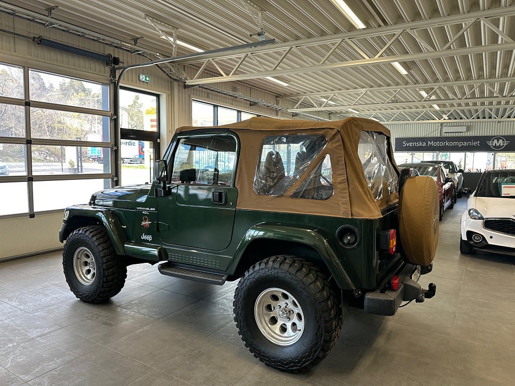 Vehicle Image 31