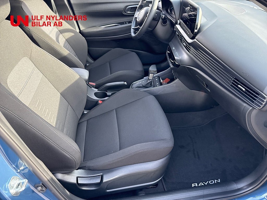 Vehicle Image 10