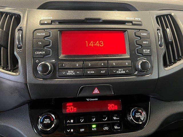 Vehicle Image 11