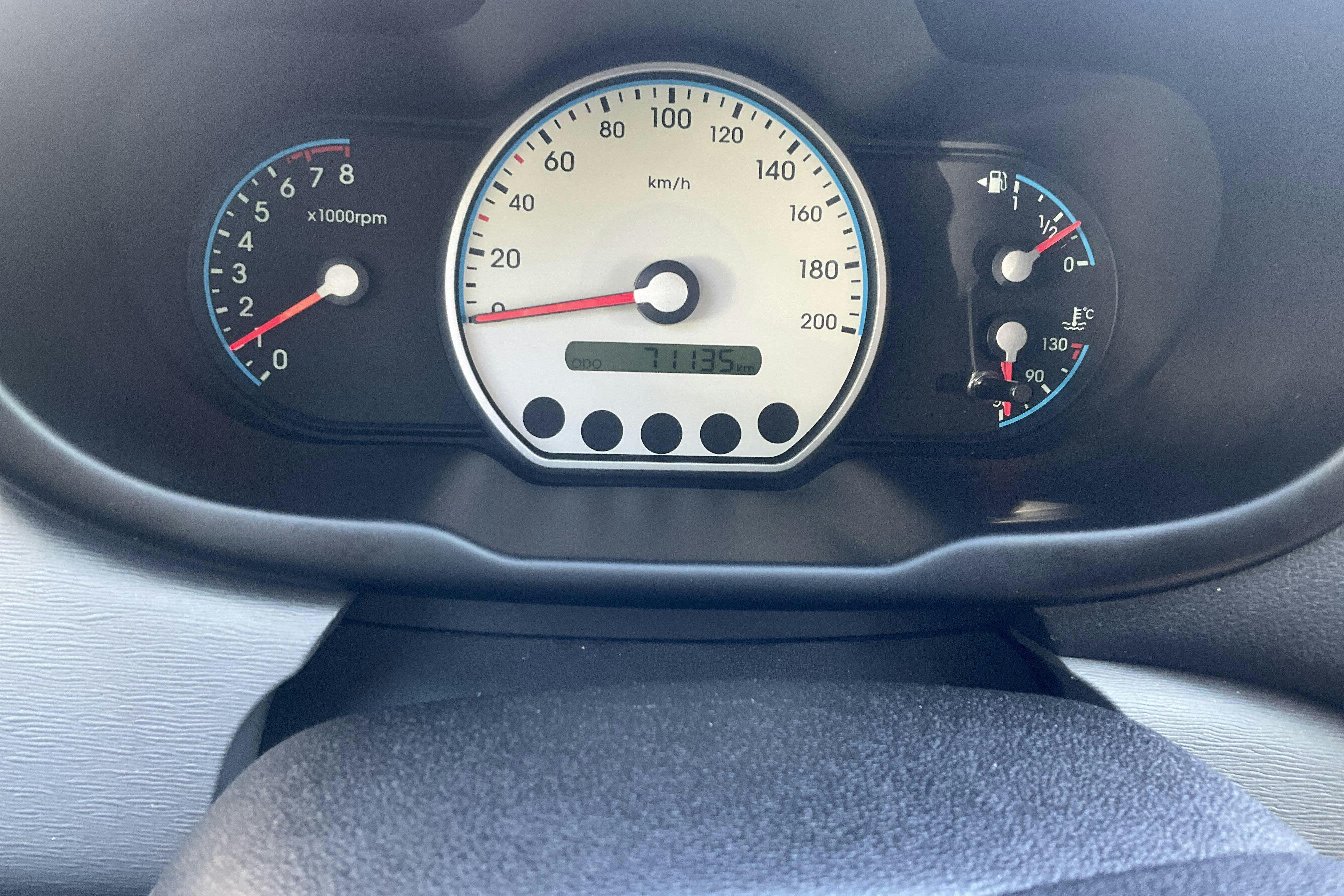 Vehicle Image 10