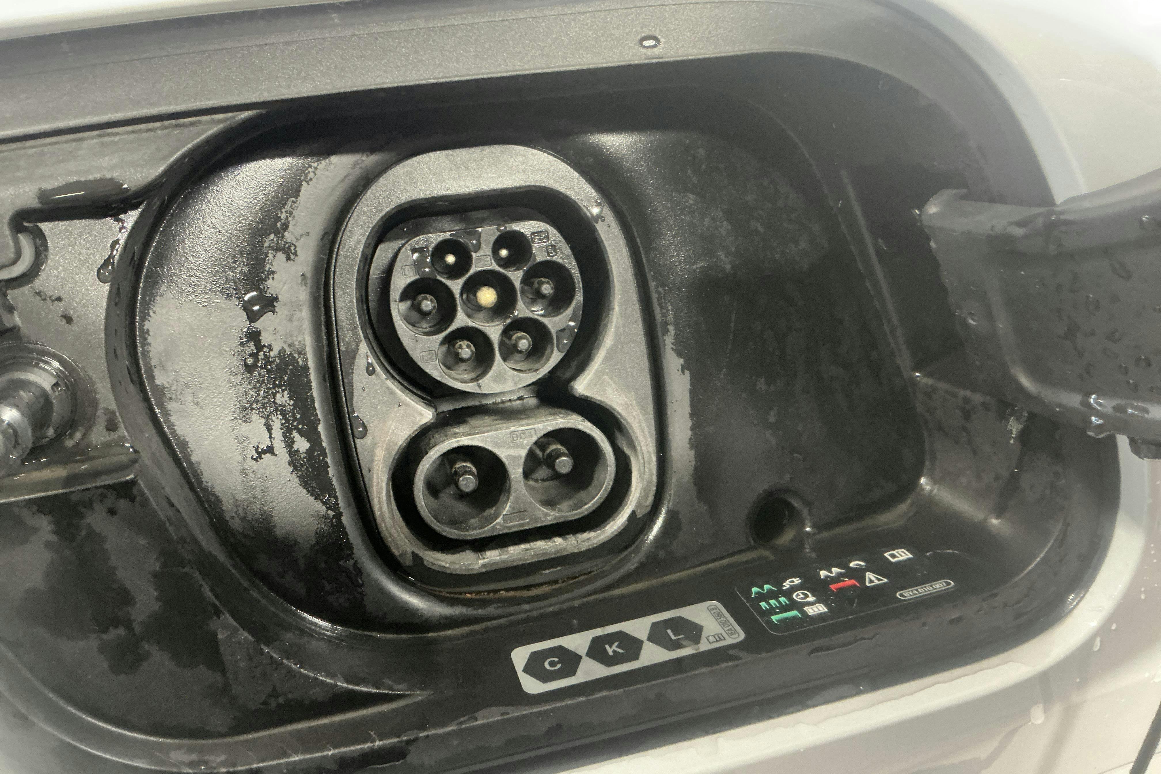 Vehicle Image 14