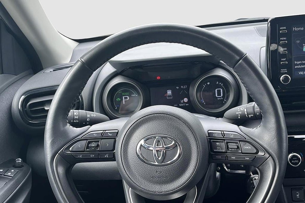 Vehicle Image 11