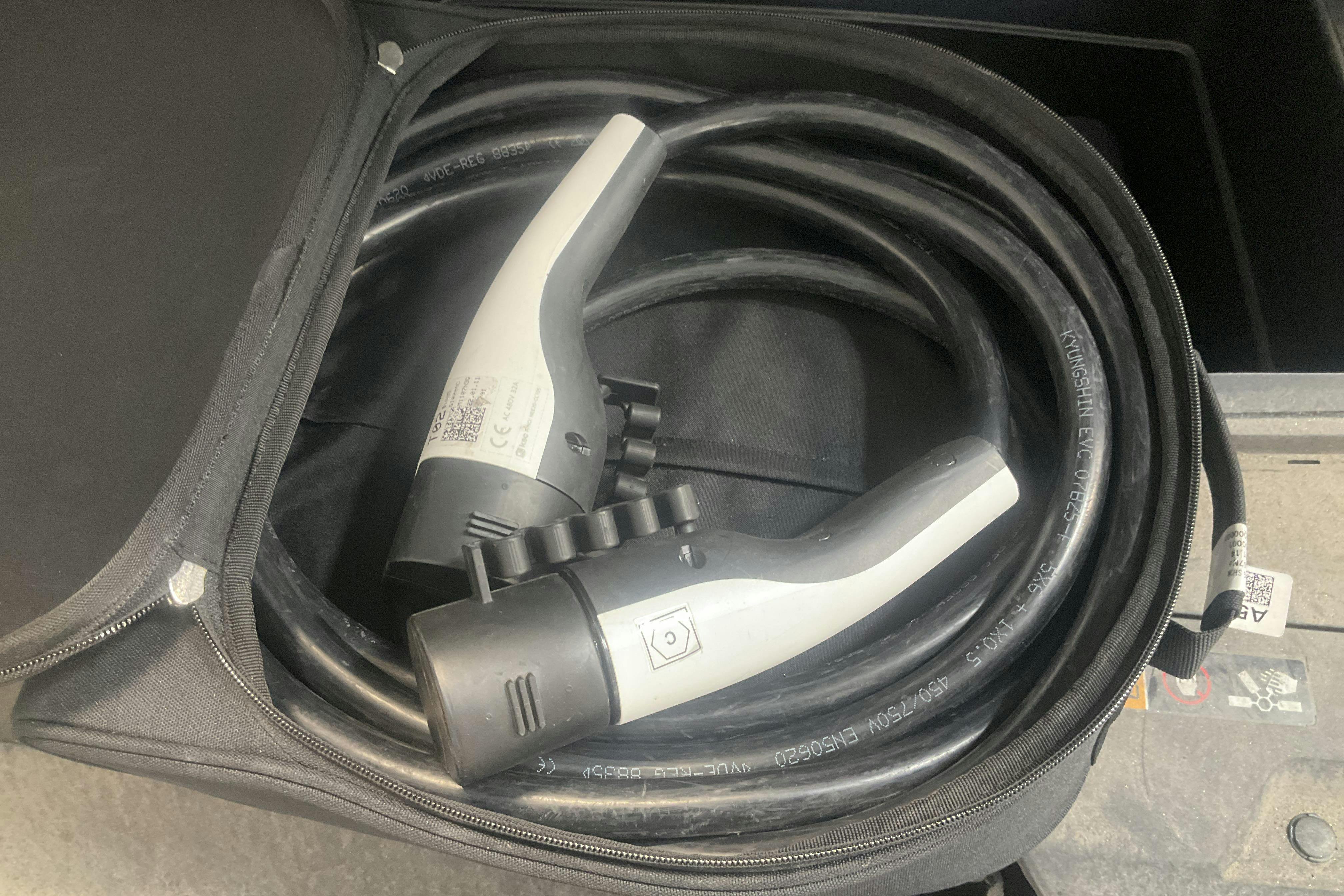 Vehicle Image 17