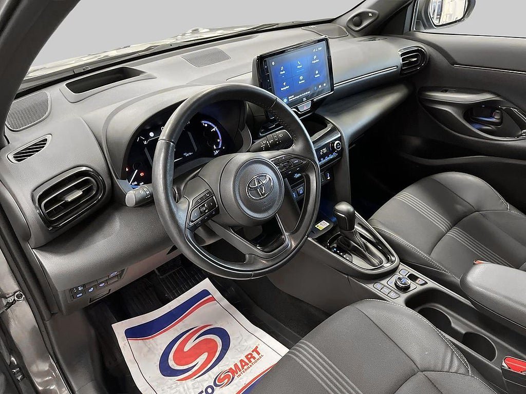 Vehicle Image 14