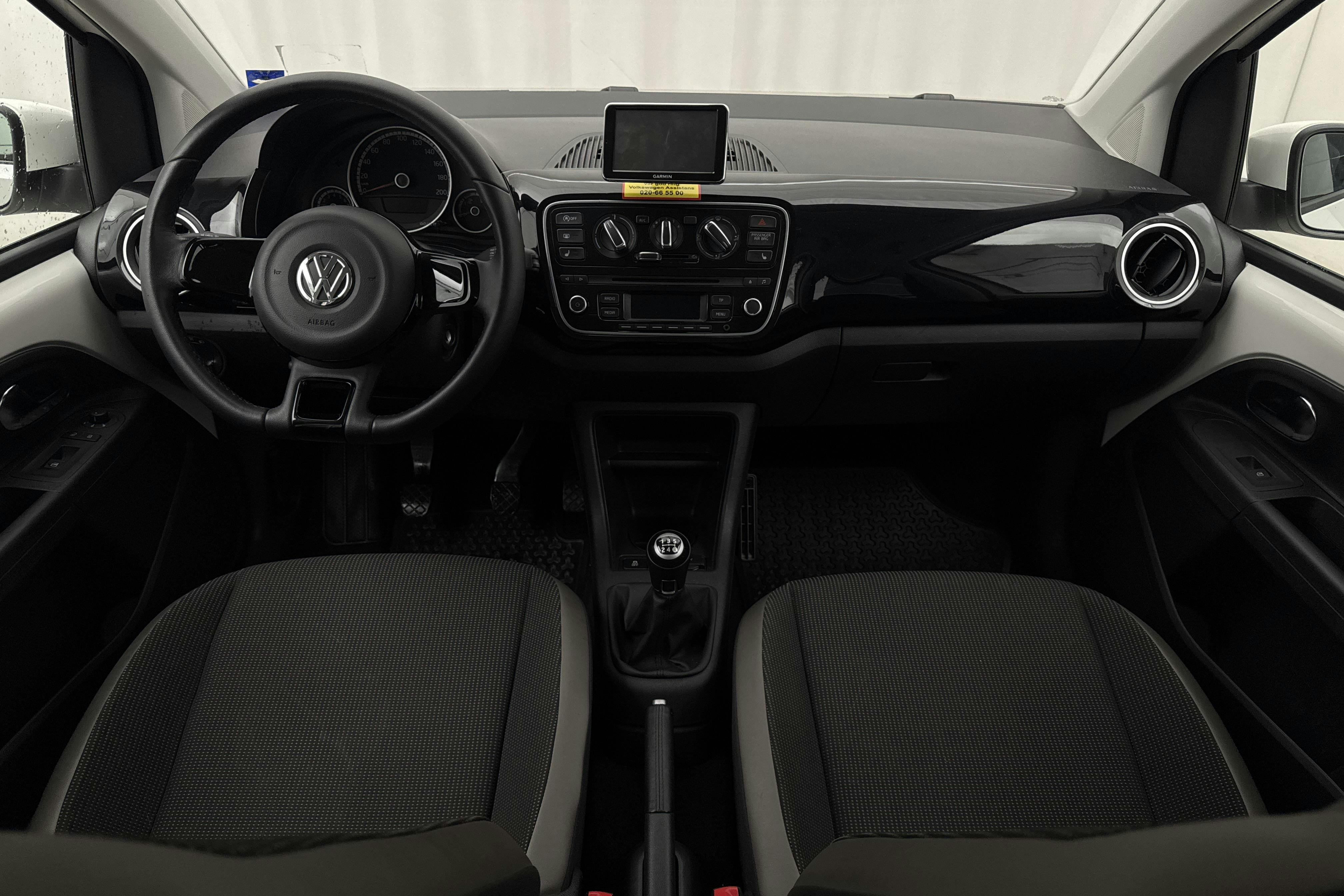 Vehicle Image 6
