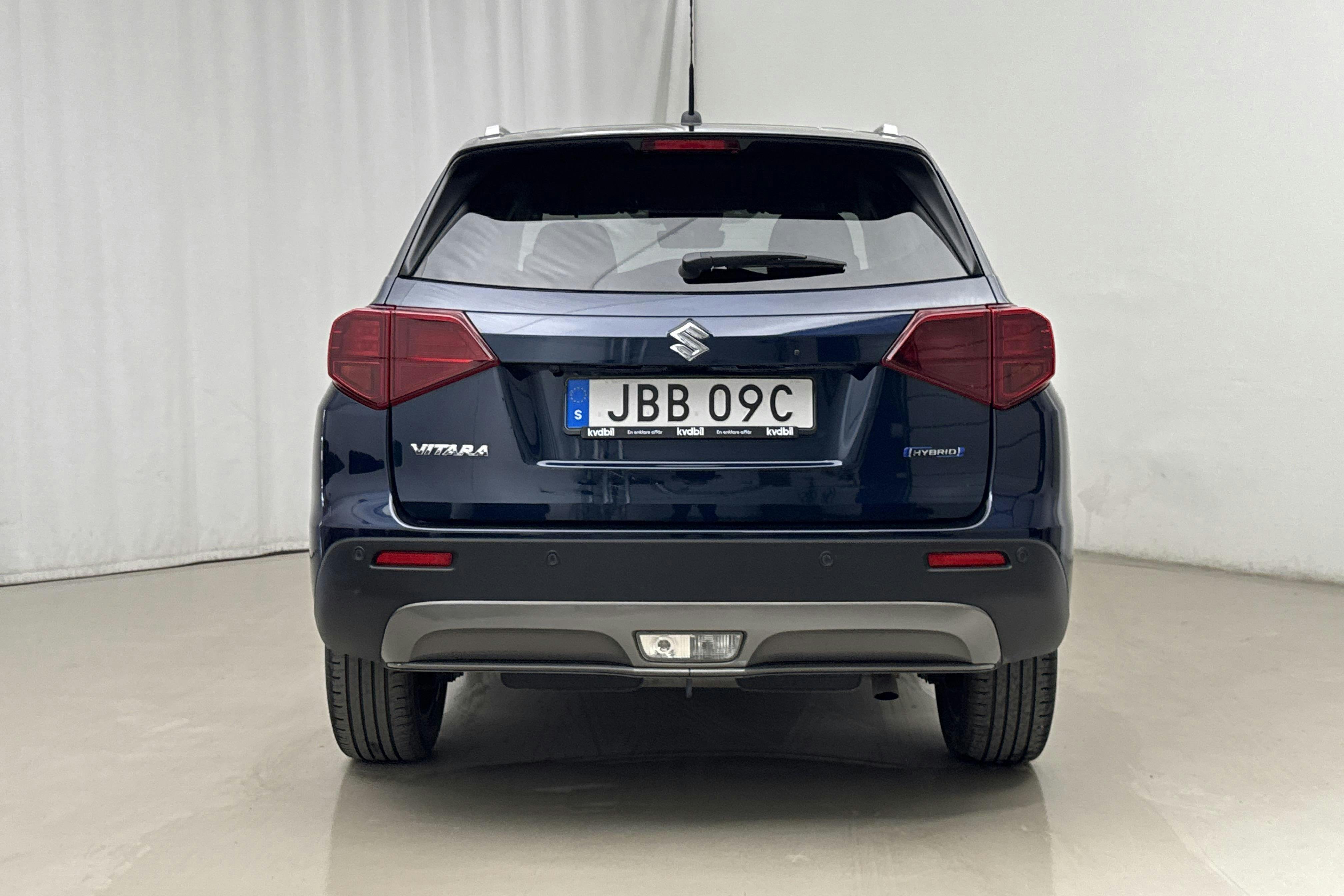 Vehicle Image 5