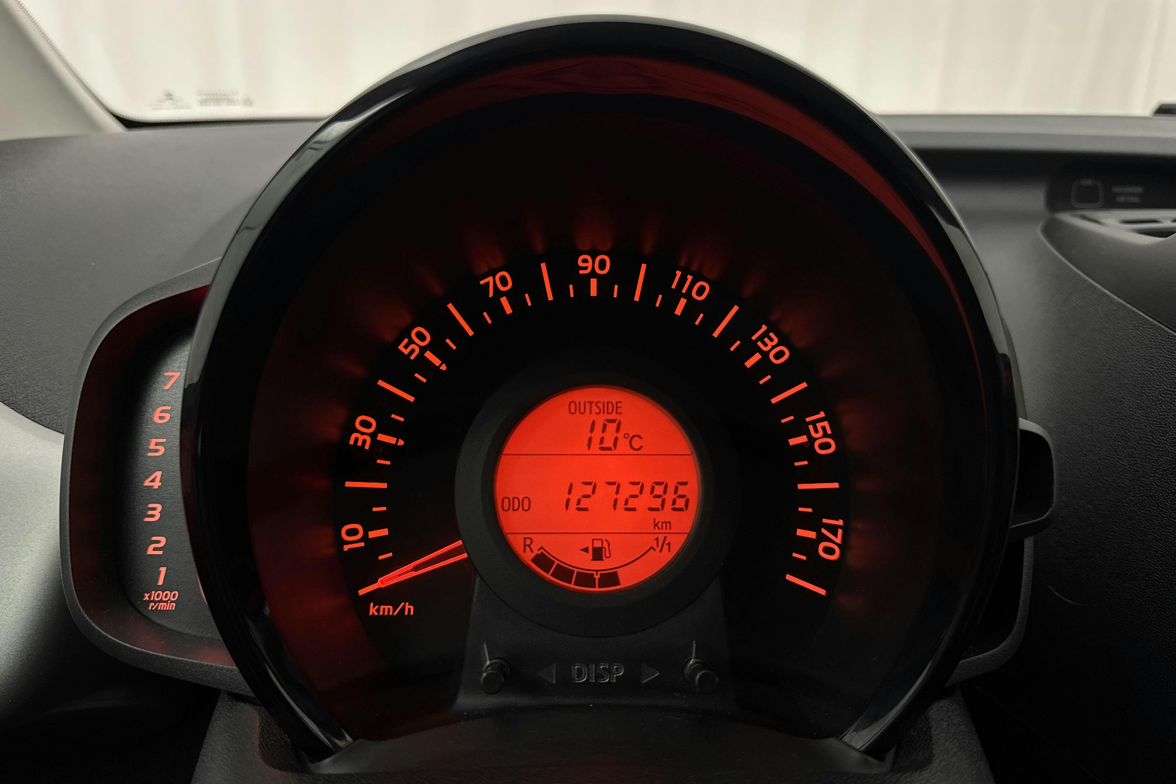 Vehicle Image 10