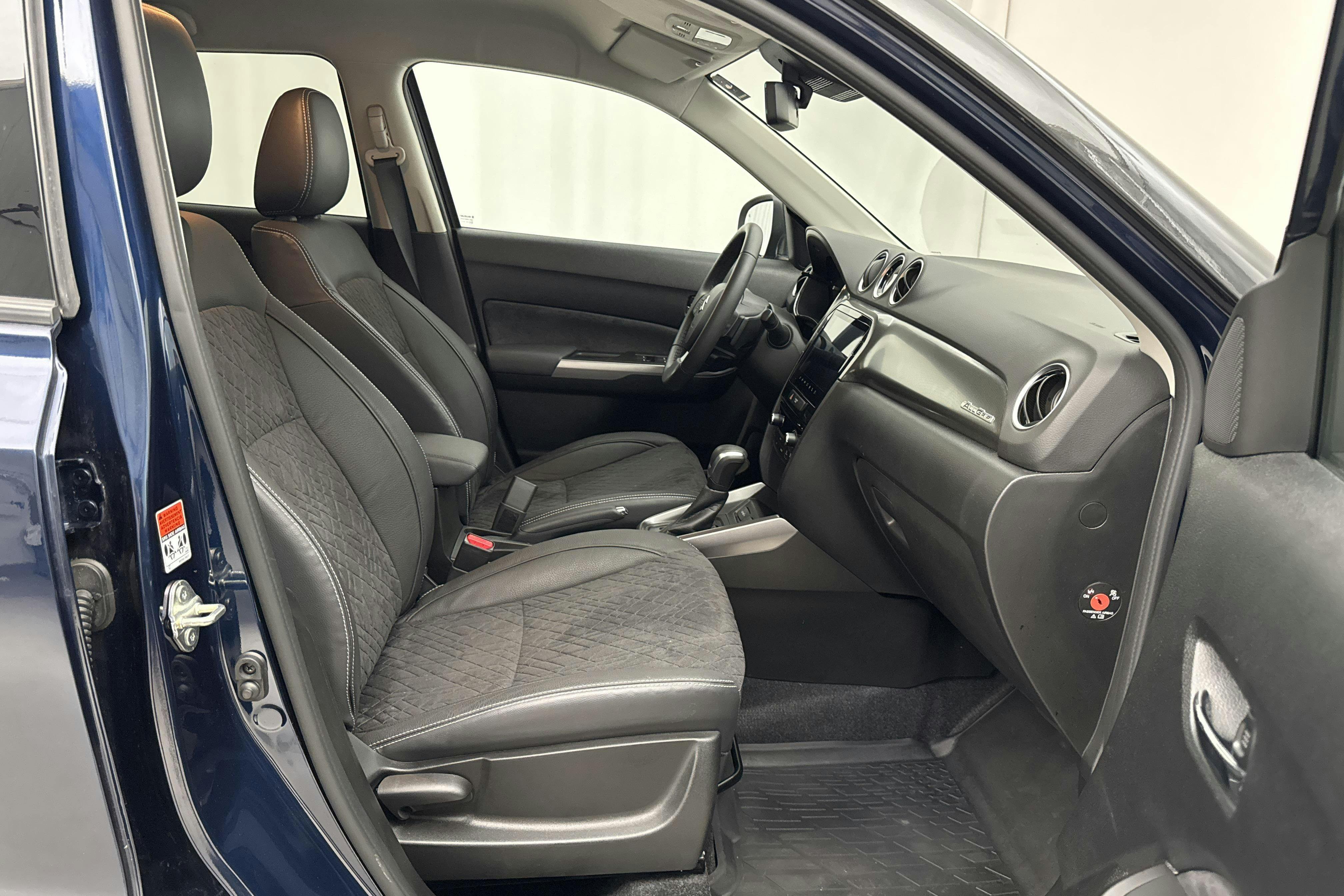 Vehicle Image 7