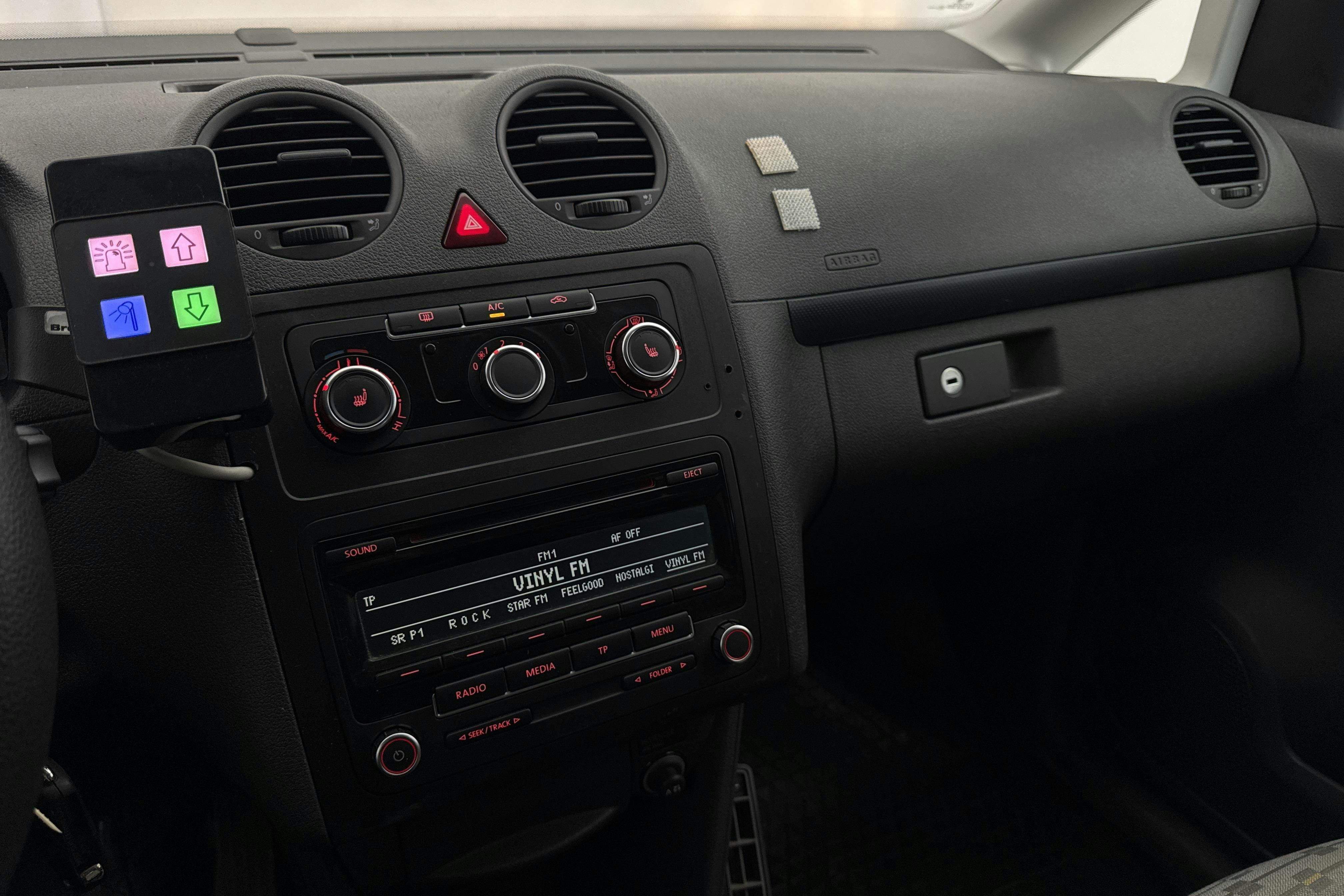Vehicle Image 12