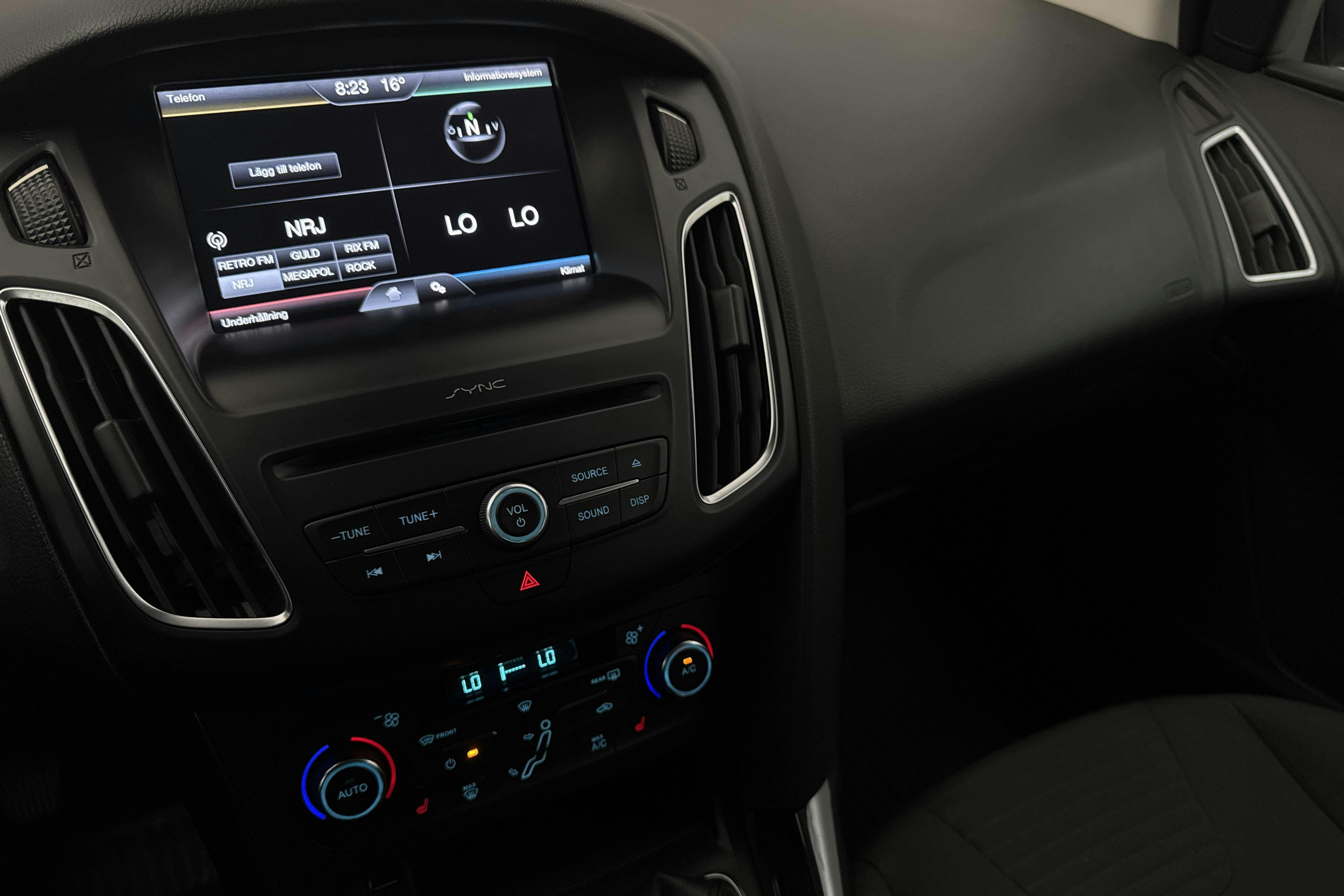 Vehicle Image 12