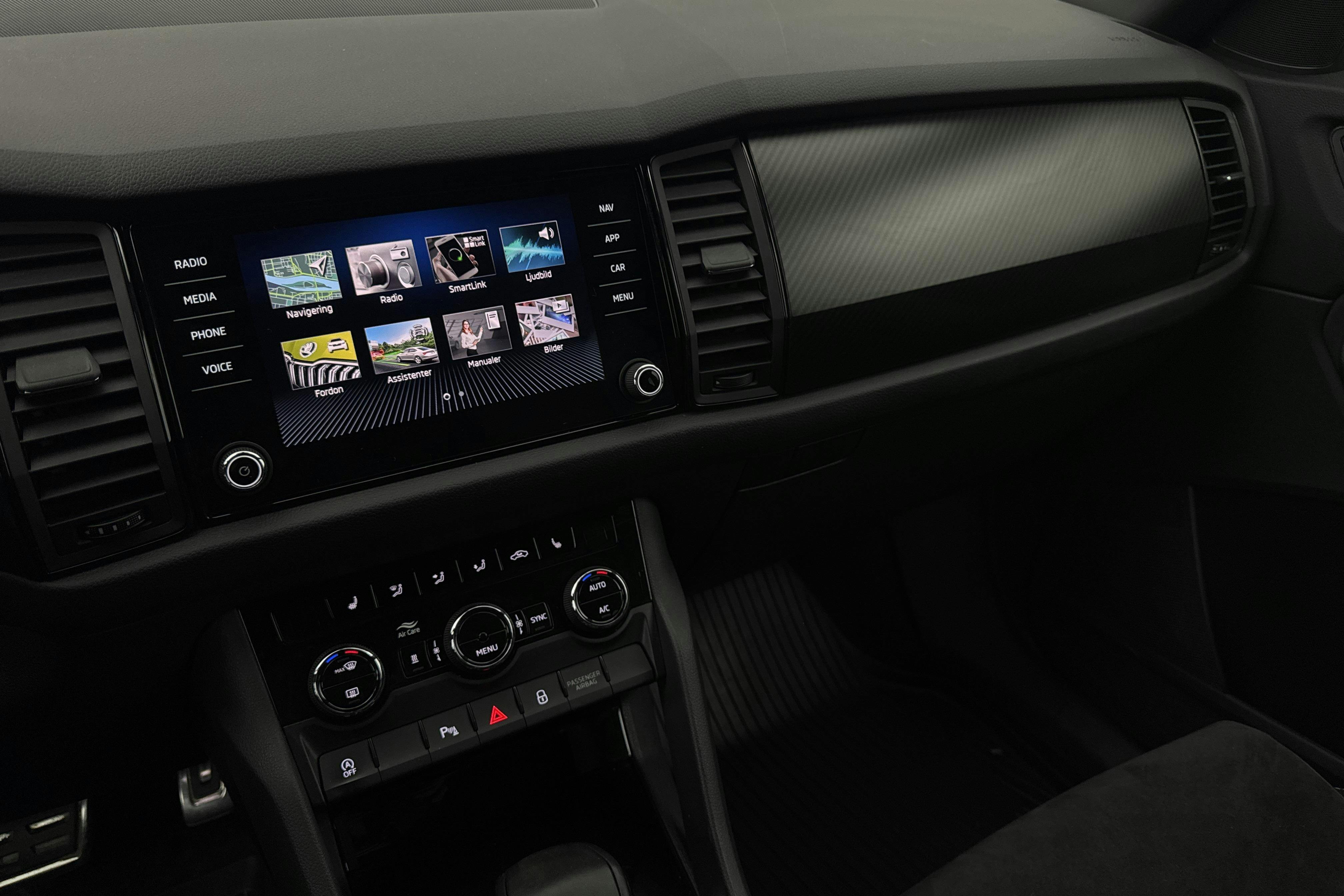 Vehicle Image 16