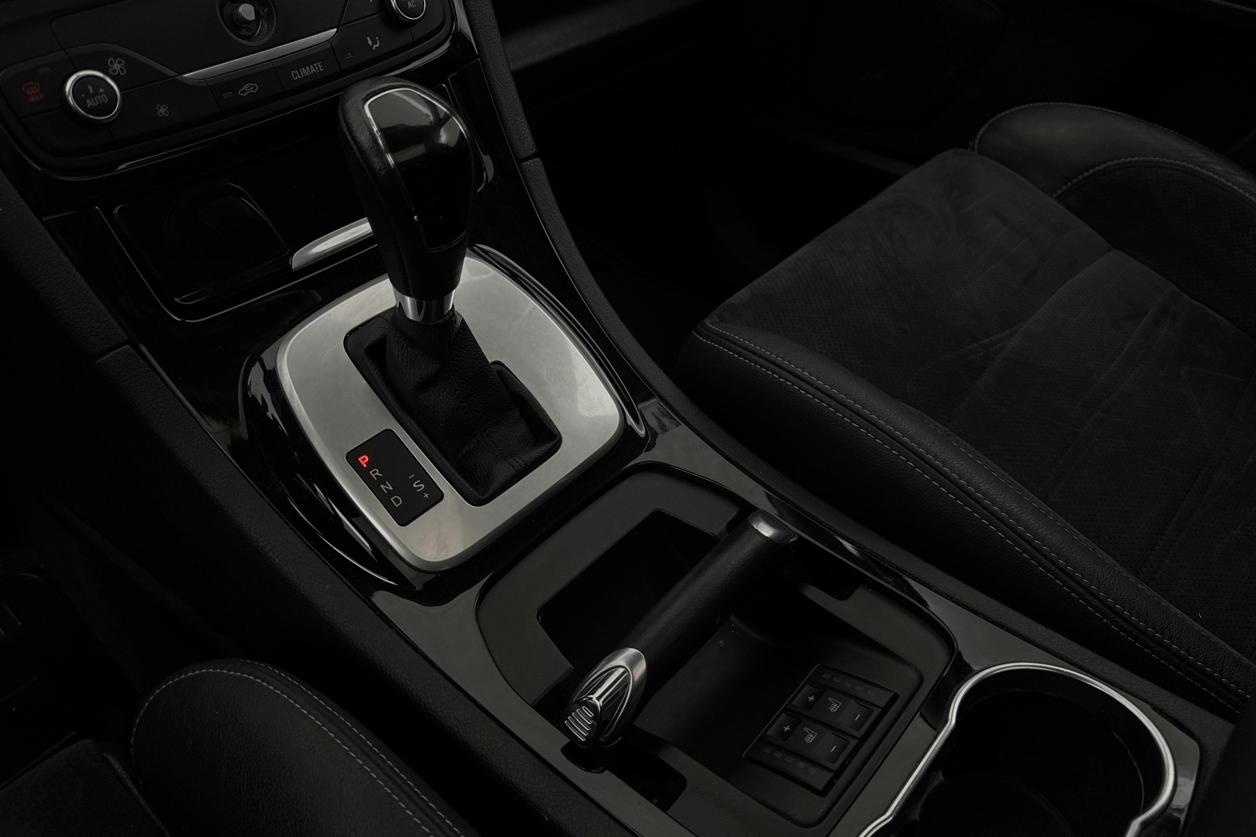 Vehicle Image 19