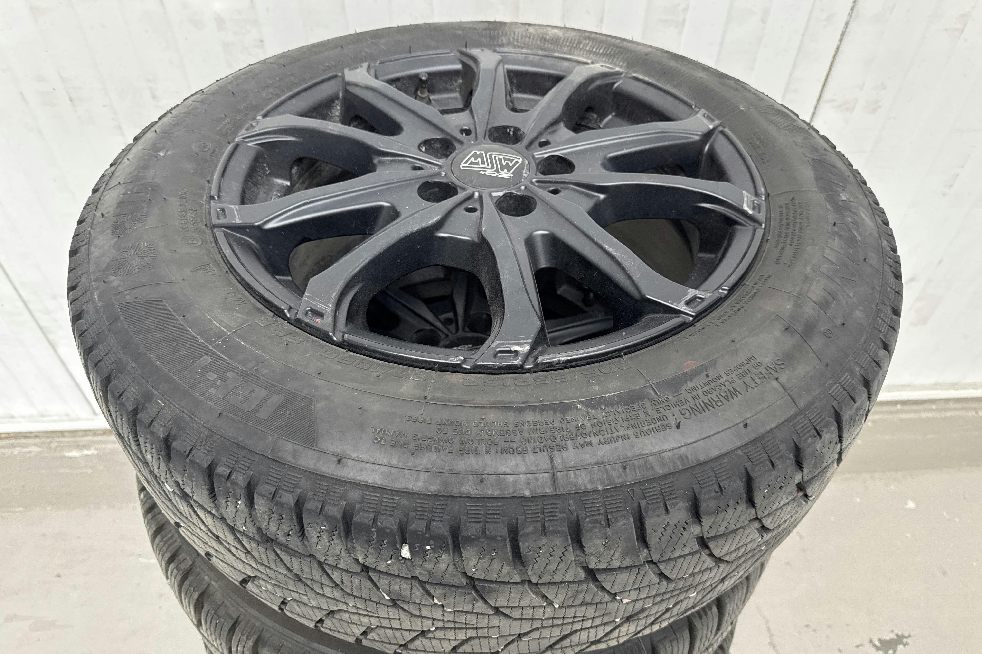 Vehicle Image 20