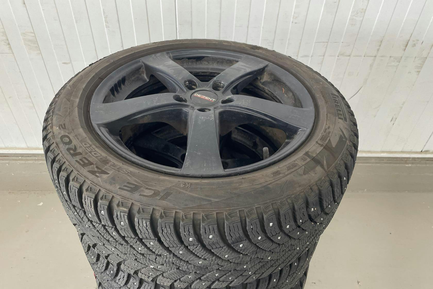 Vehicle Image 22