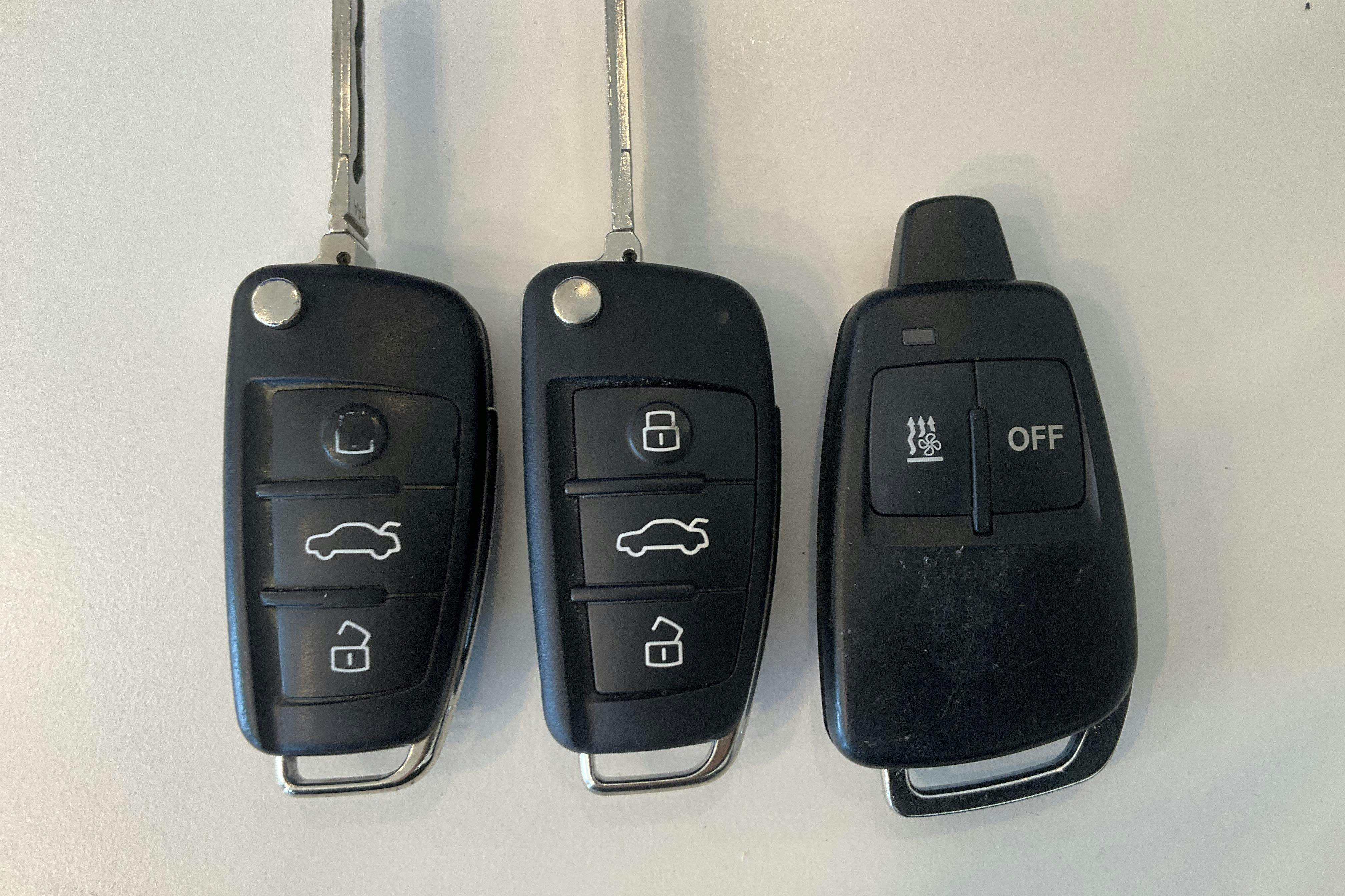 Vehicle Image 28