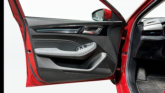 Vehicle Image 11