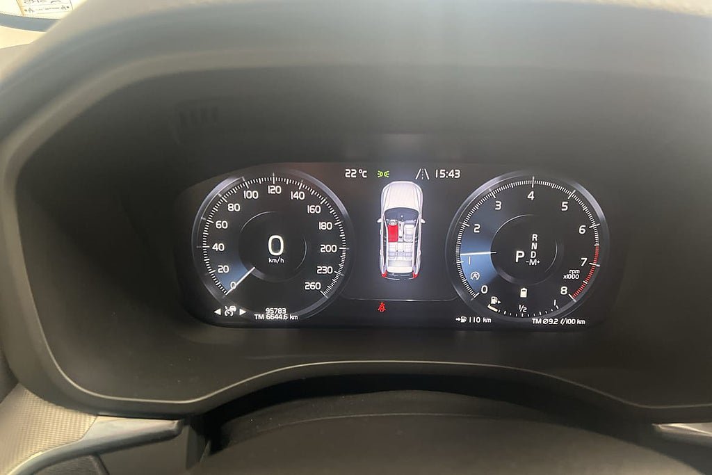 Vehicle Image 25