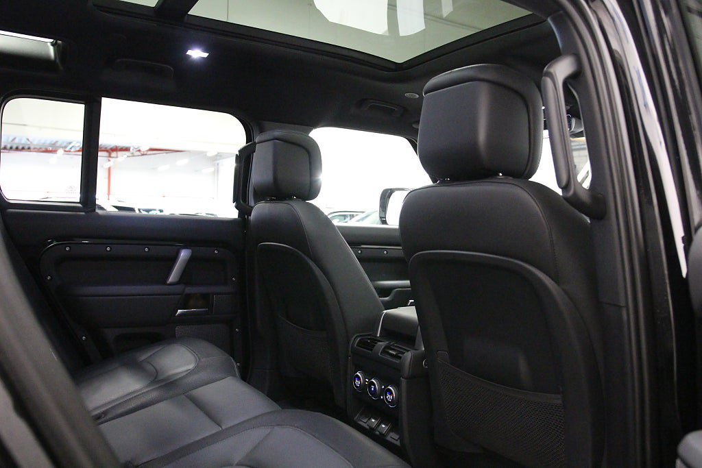 Vehicle Image 17