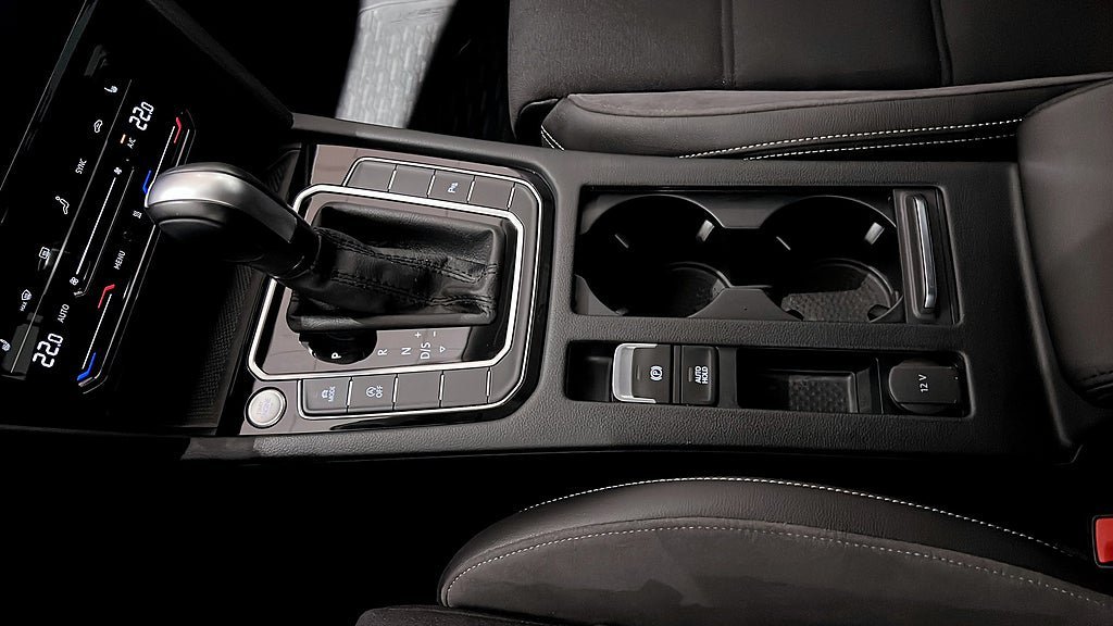 Vehicle Image 19
