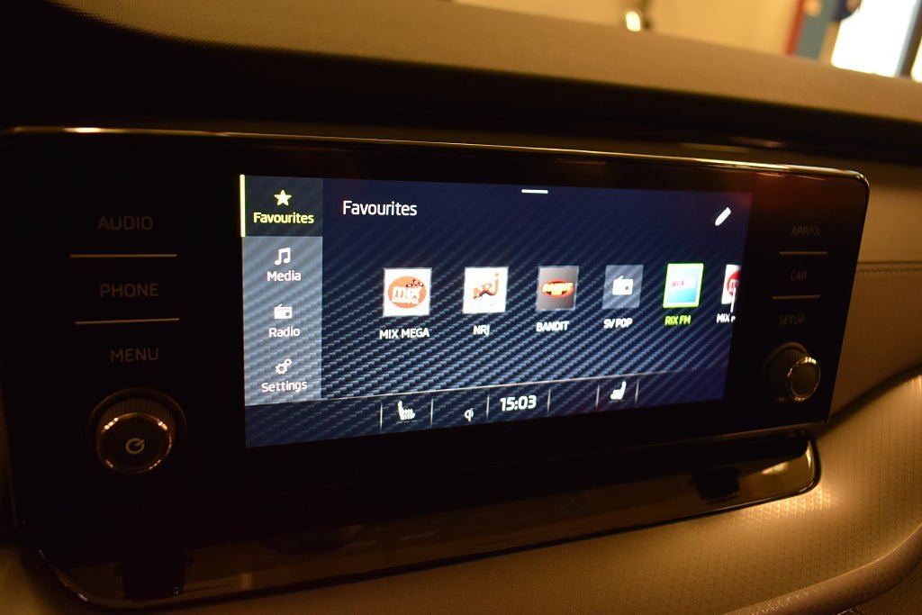 Vehicle Image 13