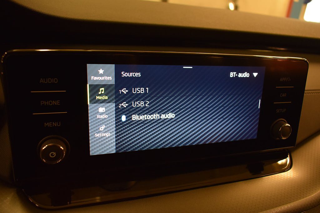 Vehicle Image 14