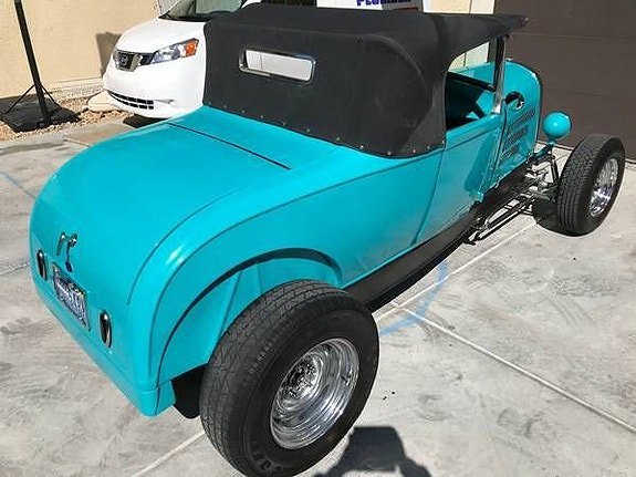 Vehicle Image 7