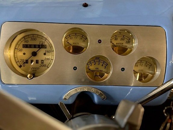Vehicle Image 22