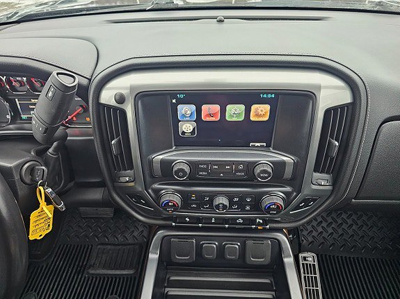 Vehicle Image 11