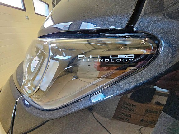 Vehicle Image 19