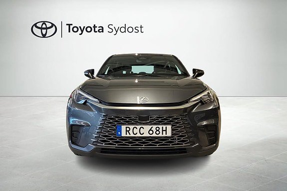 Vehicle Image 6