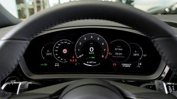 Vehicle Image 13