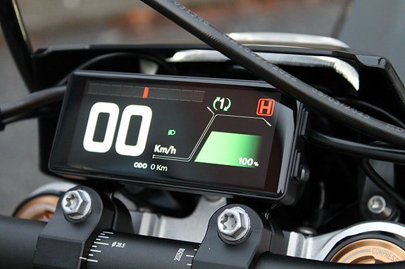 Vehicle Image 9
