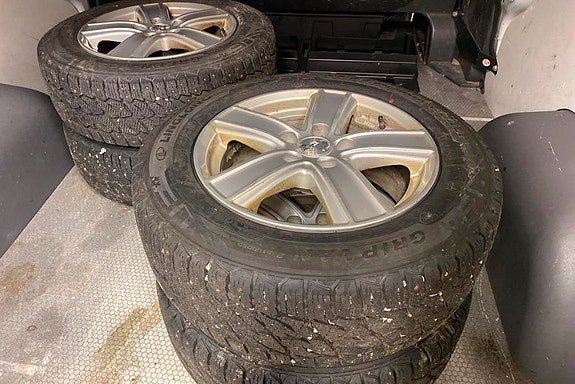 Vehicle Image 14
