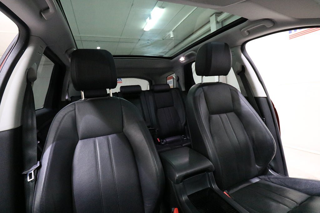 Vehicle Image 17