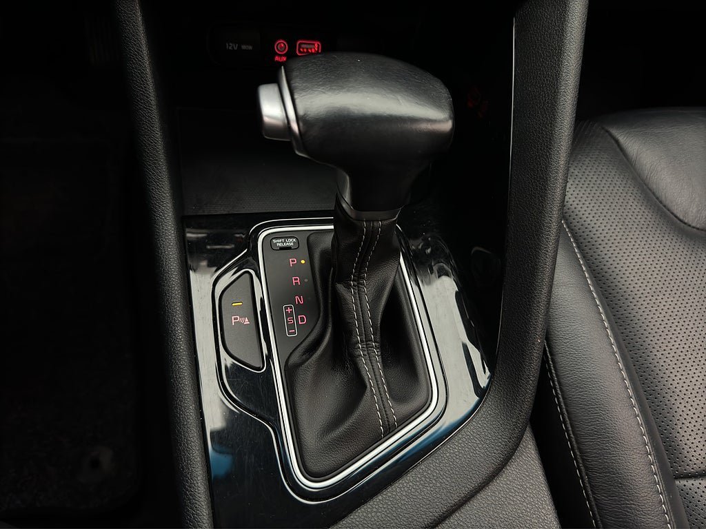 Vehicle Image 21