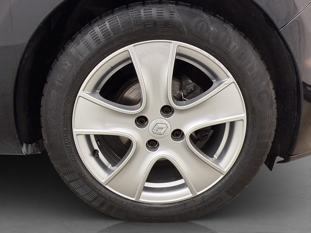 Vehicle Image 26