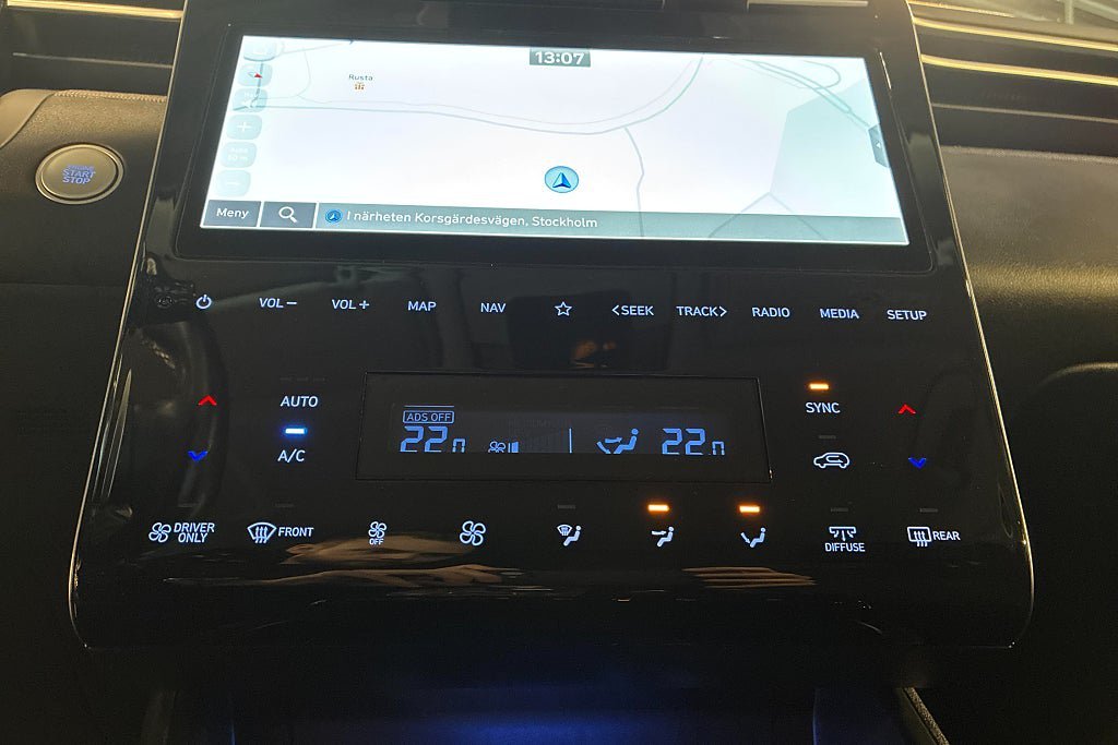 Vehicle Image 22