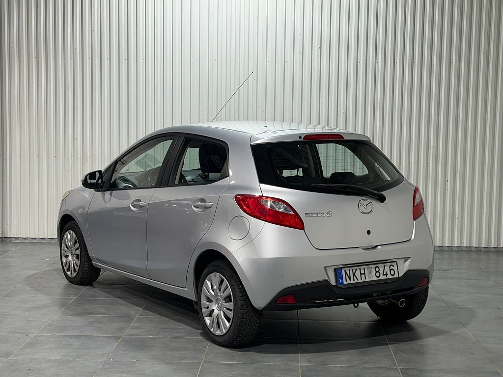 Vehicle Image 3