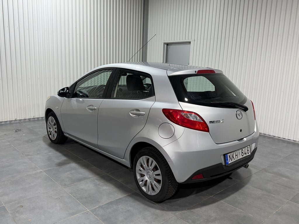 Vehicle Image 5