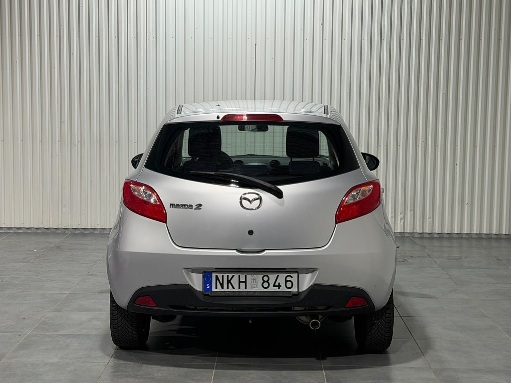 Vehicle Image 8