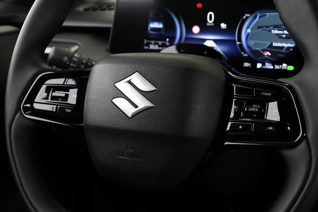Vehicle Image 16