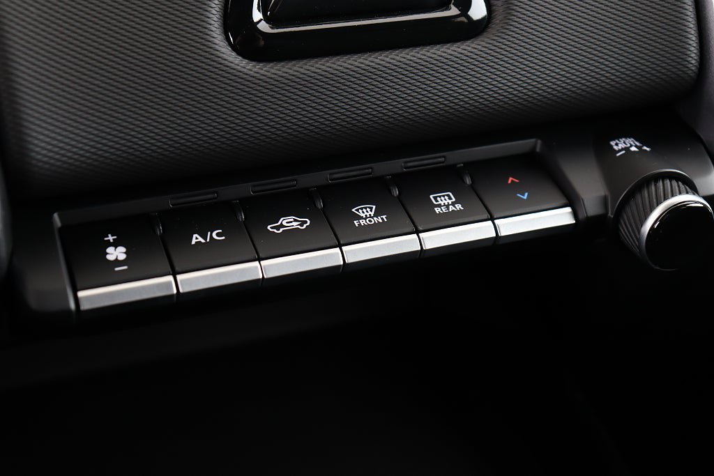 Vehicle Image 24
