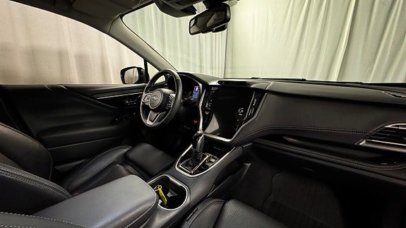 Vehicle Image 24
