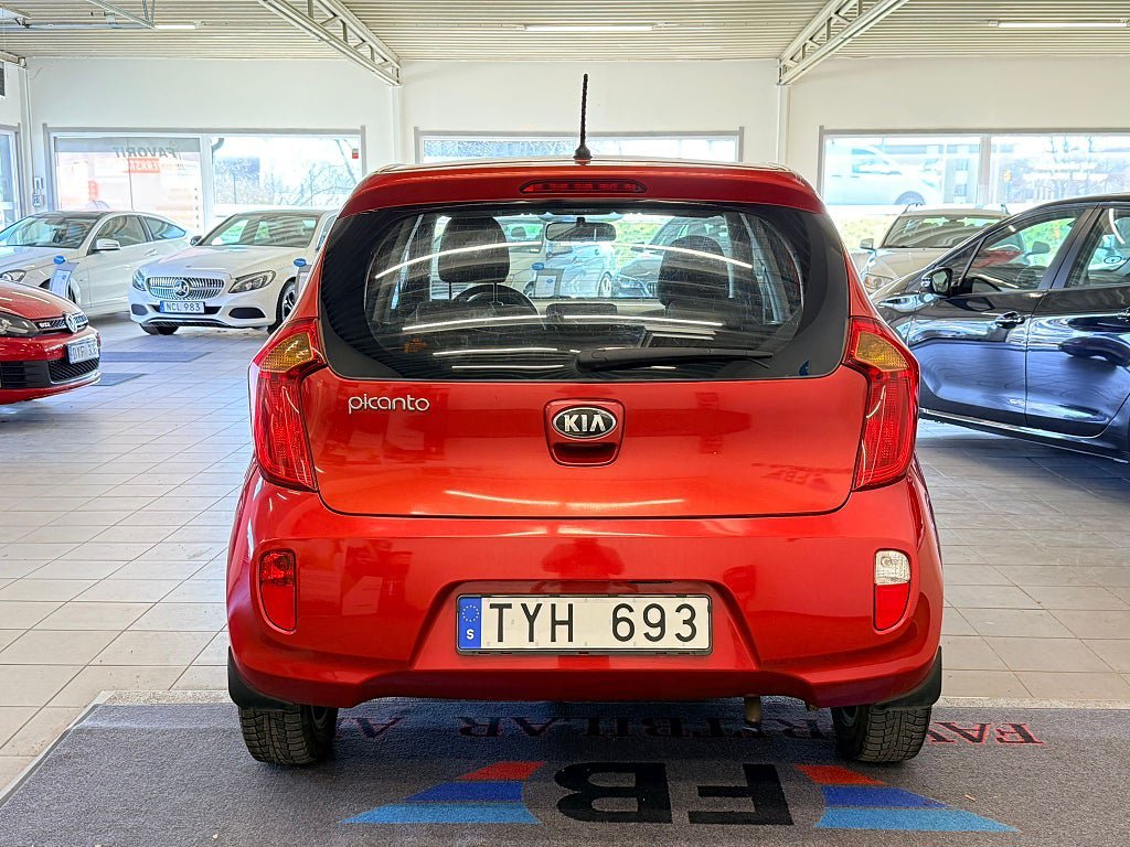 Vehicle Image 13