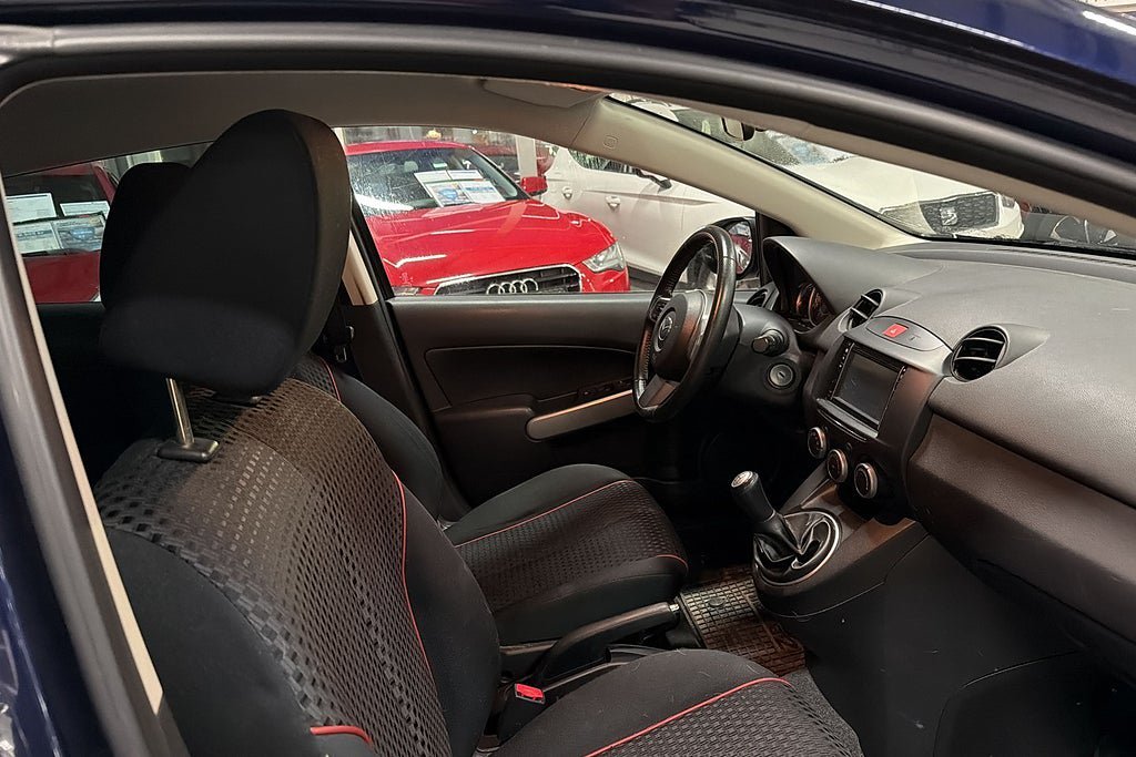 Vehicle Image 10