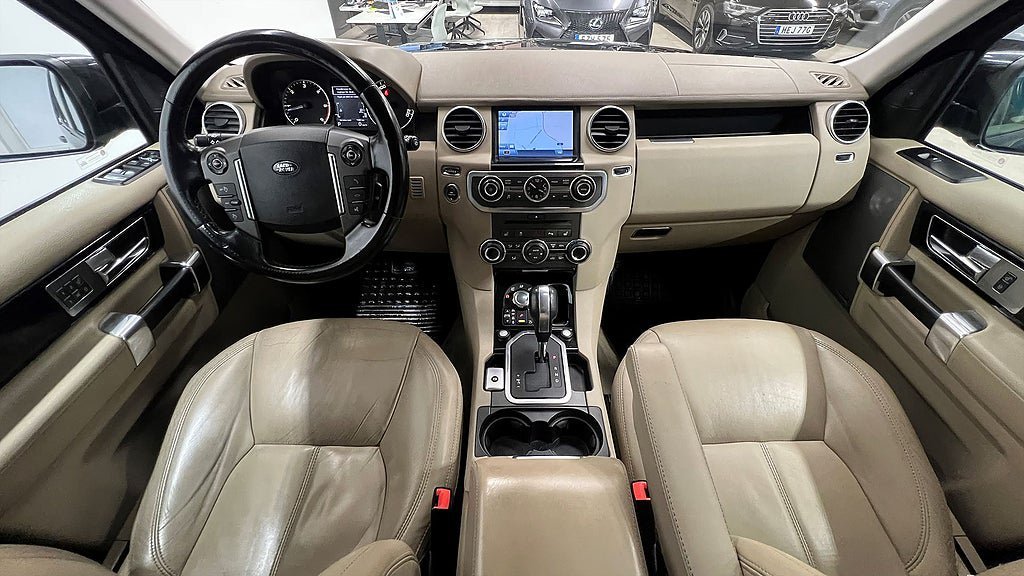 Vehicle Image 7