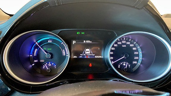 Vehicle Image 17