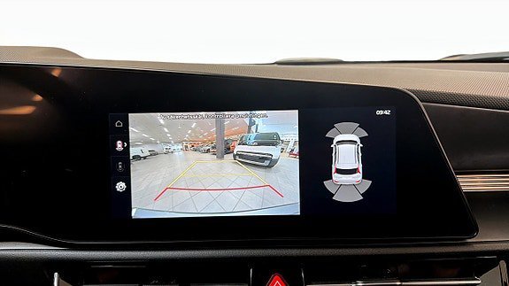 Vehicle Image 19