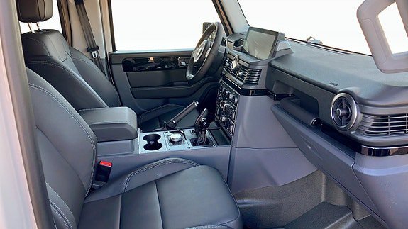 Vehicle Image 3