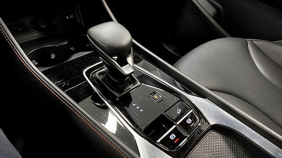 Vehicle Image 13